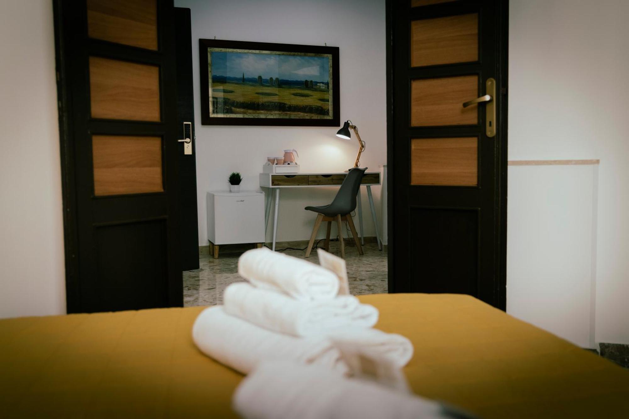 Guesthouse Aurora A.E. Рим Екстериор снимка