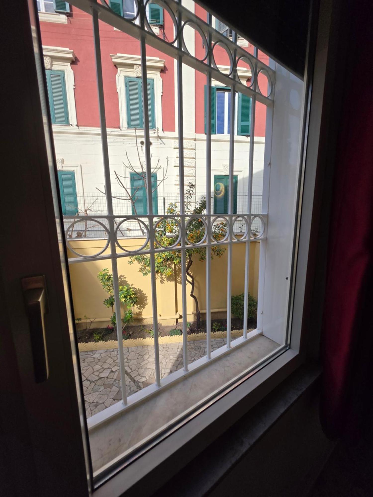 Guesthouse Aurora A.E. Рим Екстериор снимка